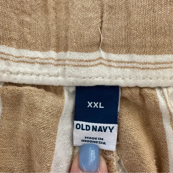 Old Navy XXL High Waisted Textured Cotton Pull On Striped Shorts White Tan - Picture 5 of 6